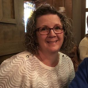 Meet your Posher, Tina